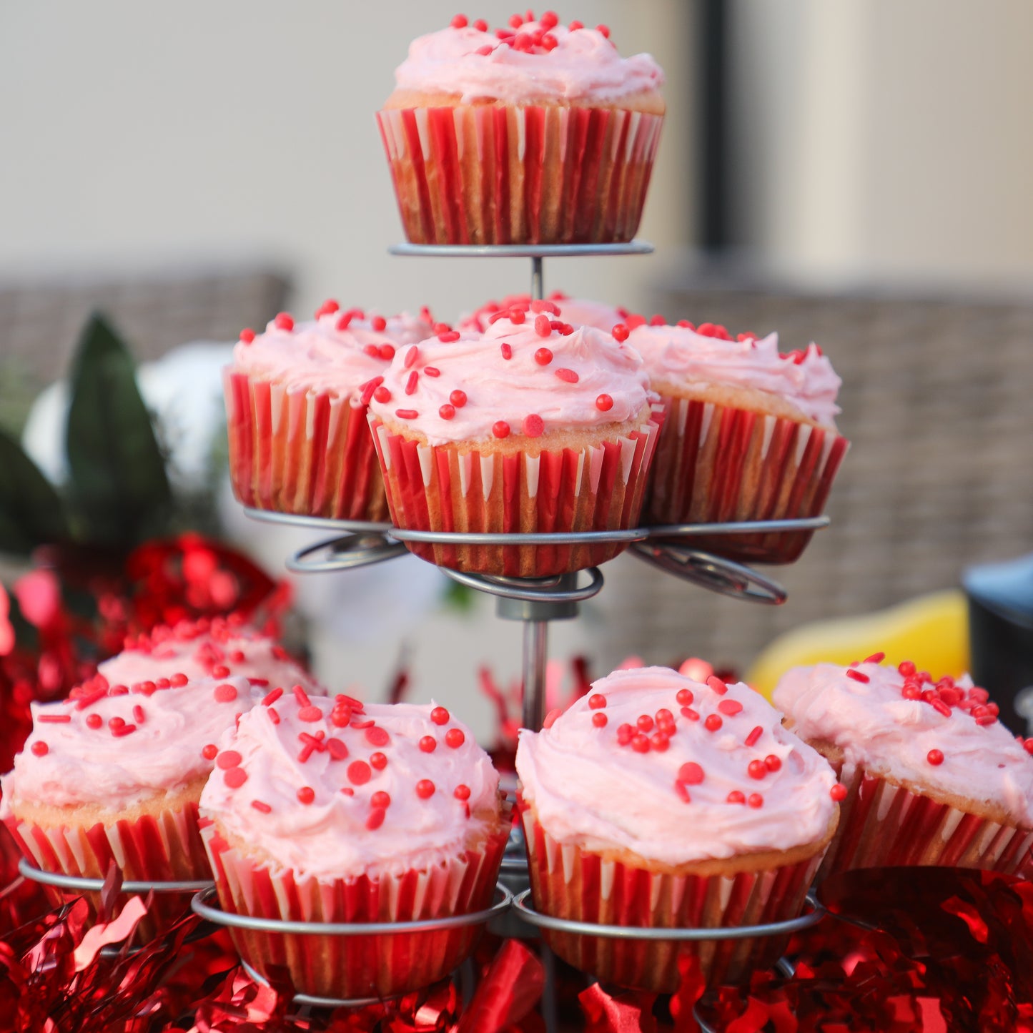 NEW! Galentine's Honey Cupcakes